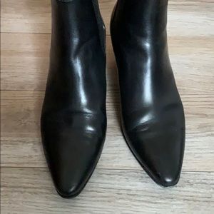 Saint Laurent Shoes - Saint Laurent Booties Saint Laurent Shoes - Saint Laurent Booties